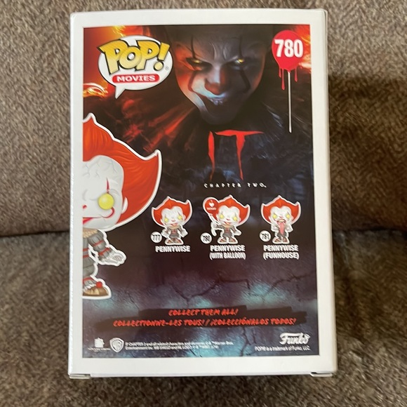 Funko Pop Movies: IT Chapter 2 Pennywise with Balloon Derry #780 Vinyl Figure - Picture 4 of 4
